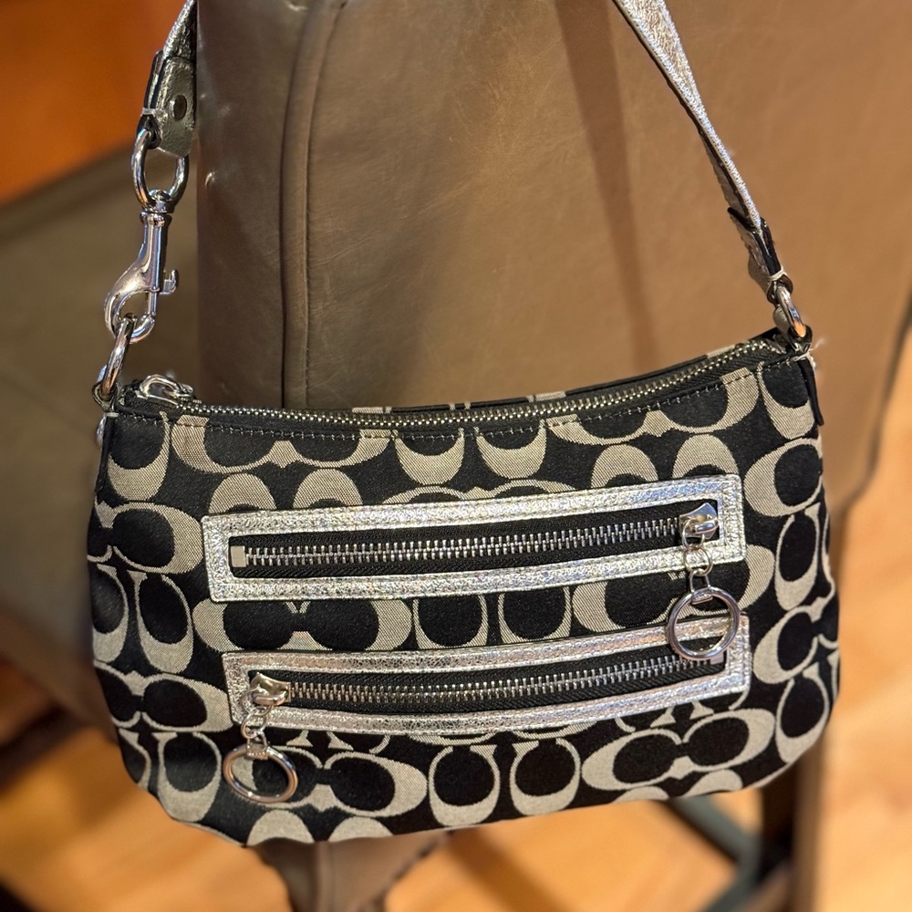 Very sophisticated Coach black and gray bag